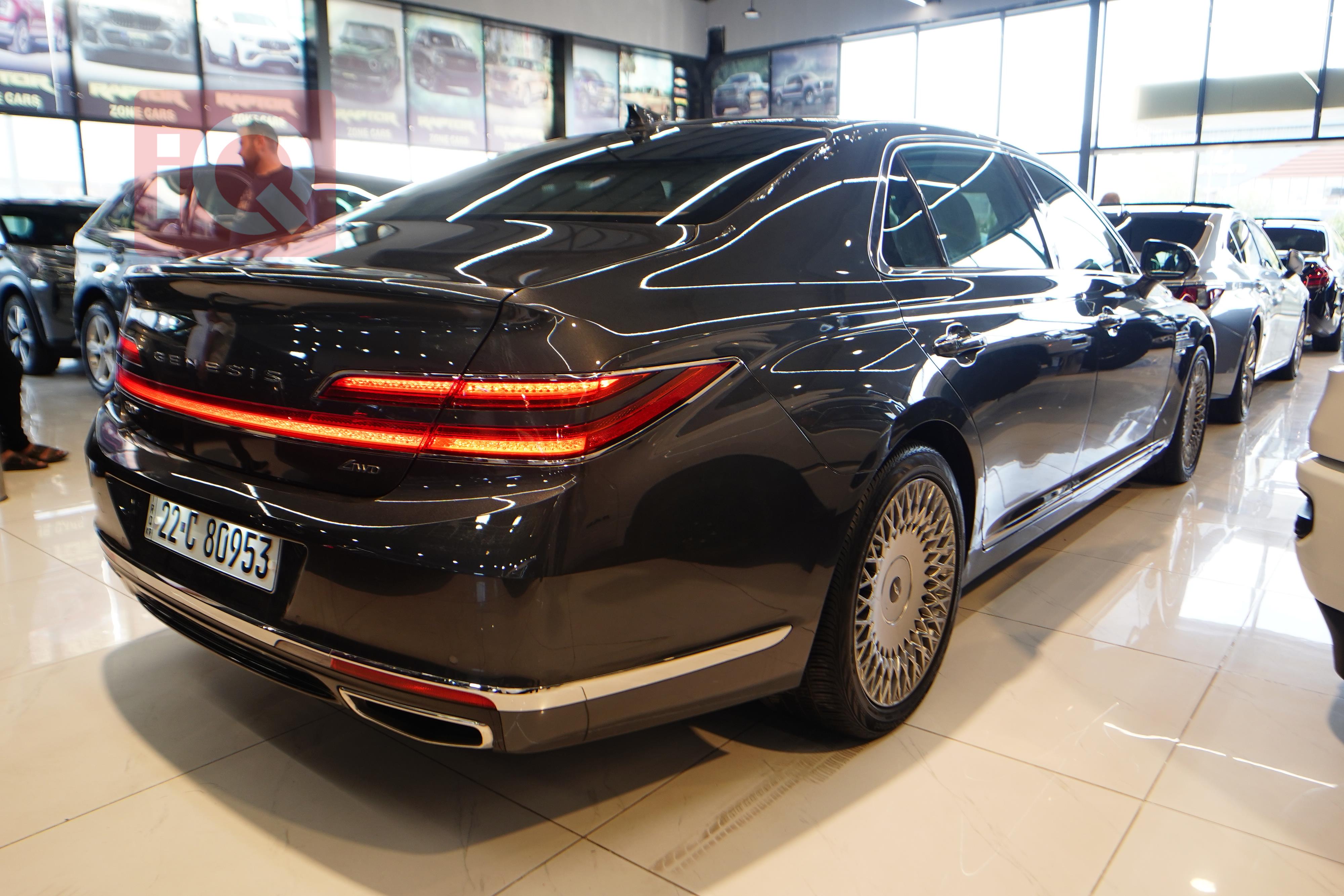Genesis G90